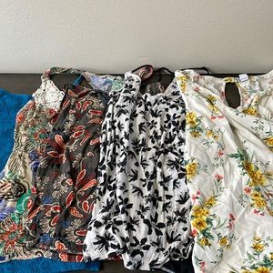 Women’s Lot of 5 M - L Tank tops